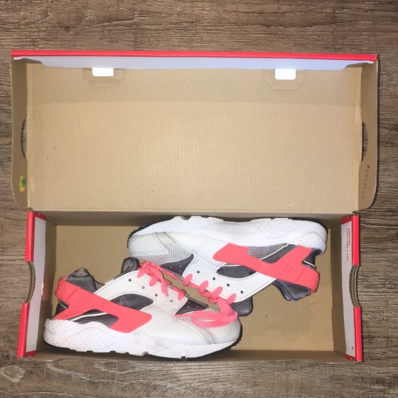 Nike Other - Kids nike Huarache Run 13.5c